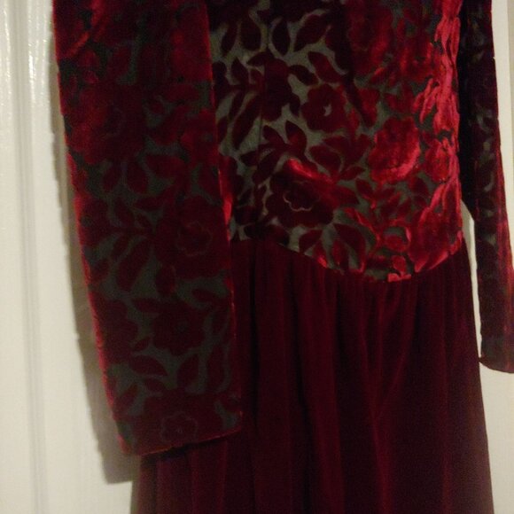 Cachet by Bari Protas Deep Burgundy Burnout Velvet Vintage Maxi Dress  13/14 - Picture 6 of 15